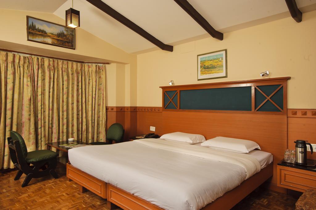 Hilltop Towers Kodaikanal Room photo