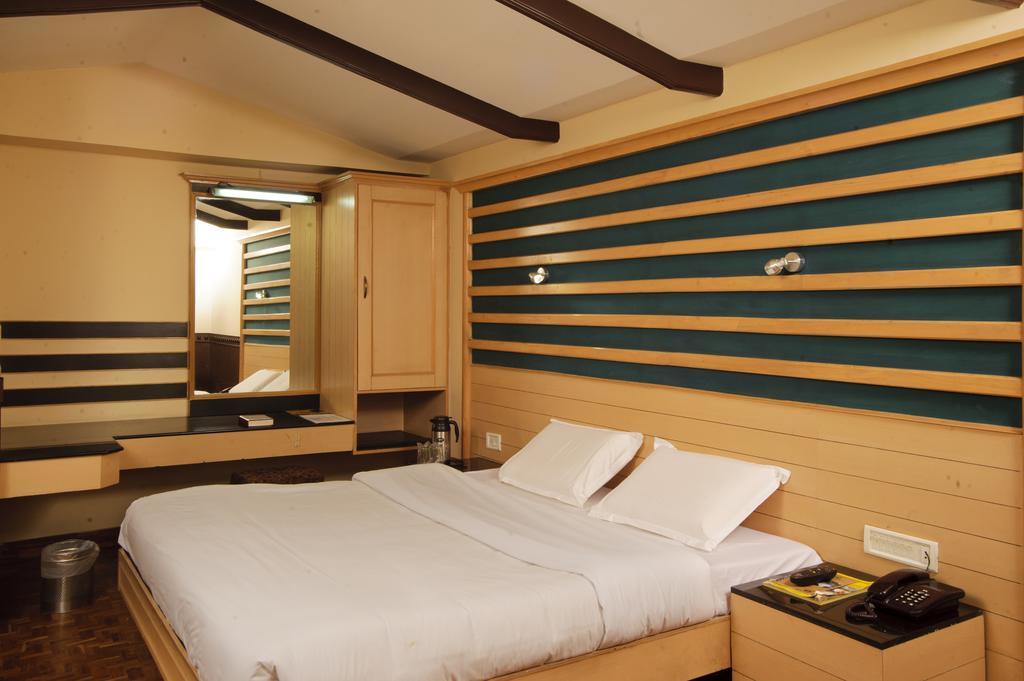 Hilltop Towers Kodaikanal Room photo