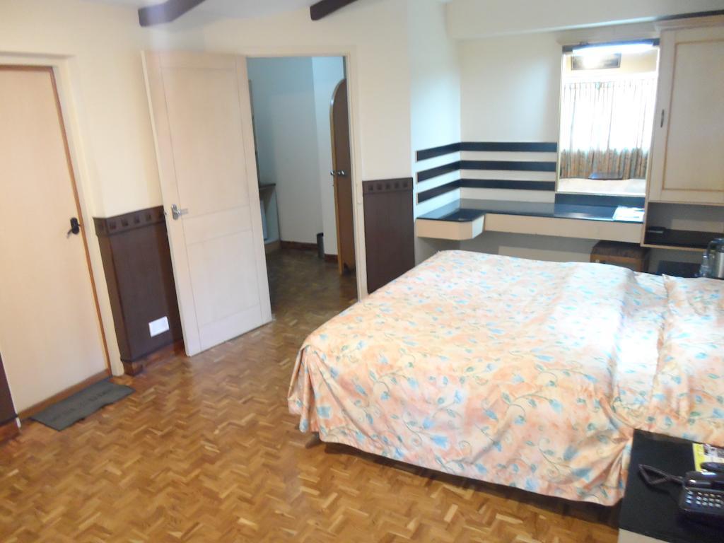 Hilltop Towers Kodaikanal Room photo