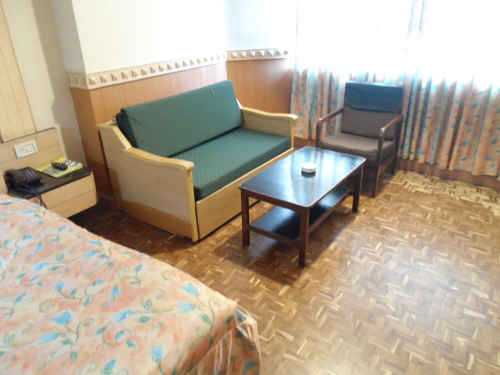Hilltop Towers Kodaikanal Room photo